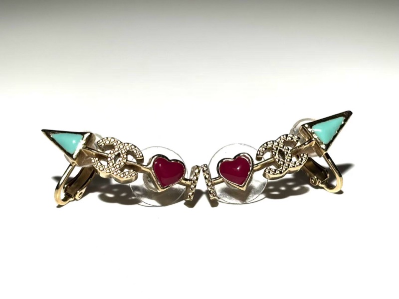 Chanel香奈兒 一箭穿心耳釘耳夾兩用款-6