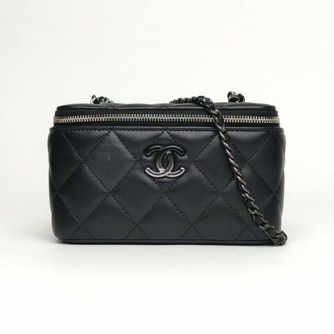 CHANEL 長盒子化妝包黑色羊皮鐳射標漸變雙C金屬扣肩背包