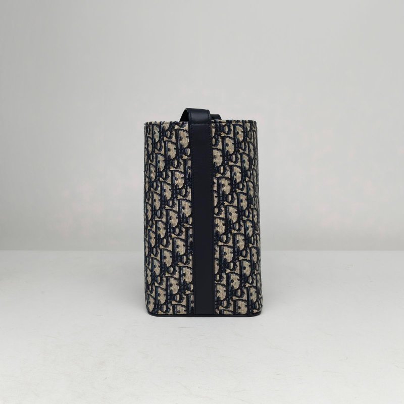 DIOR 墨藍色帆布金扣2025Diorstar水桶包小號肩背包-1