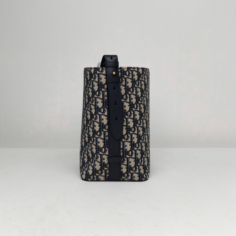 DIOR 墨藍色帆布金扣2025Diorstar水桶包小號肩背包-3