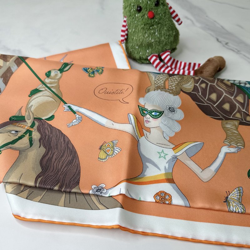 HERMES 全新Story馬戲團絲巾-1