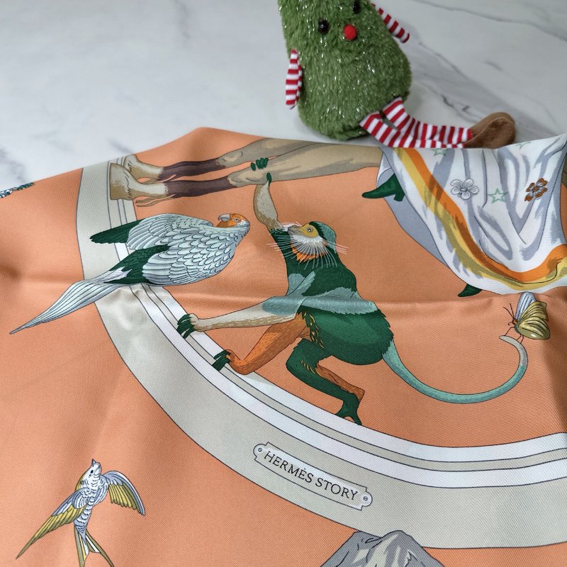HERMES 全新Story馬戲團絲巾-2