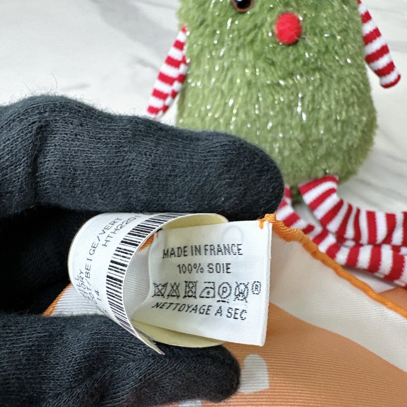 HERMES 全新Story馬戲團絲巾-6