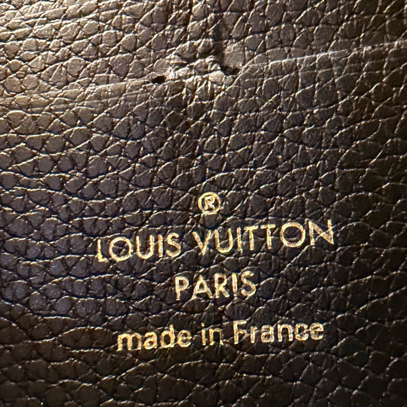 LV clemence 8卡黑牛皮長夾-4