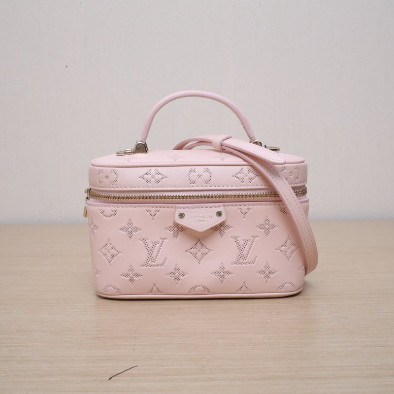 LOUIS VUITTON 粉色牛皮金扣晶片VanityFlowerRing化妝包小號肩背包-1