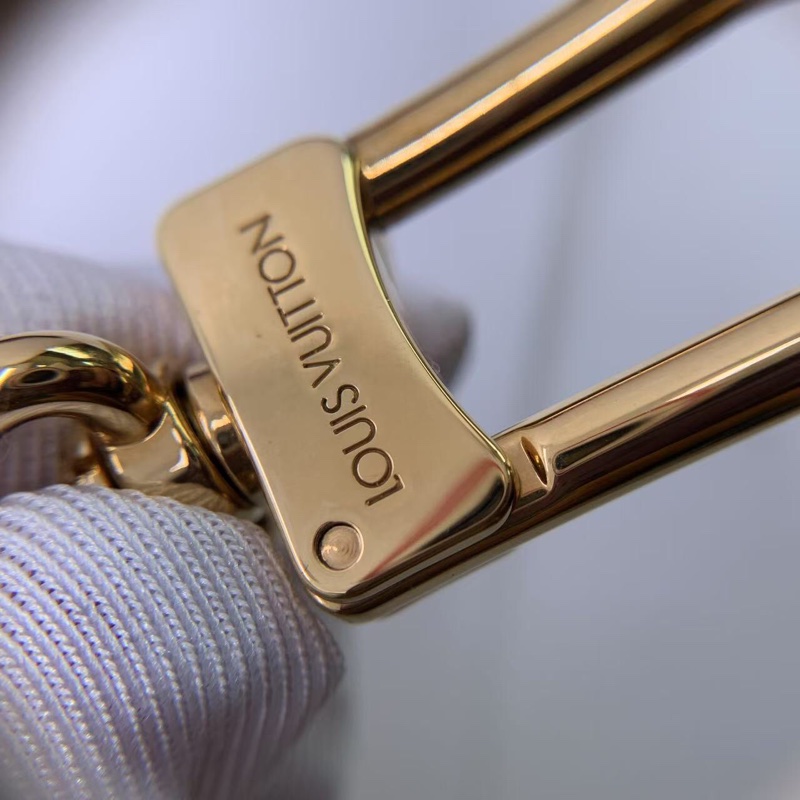 二手 LV 水晶球鑰匙扣，正常使用痕跡，如圖-12