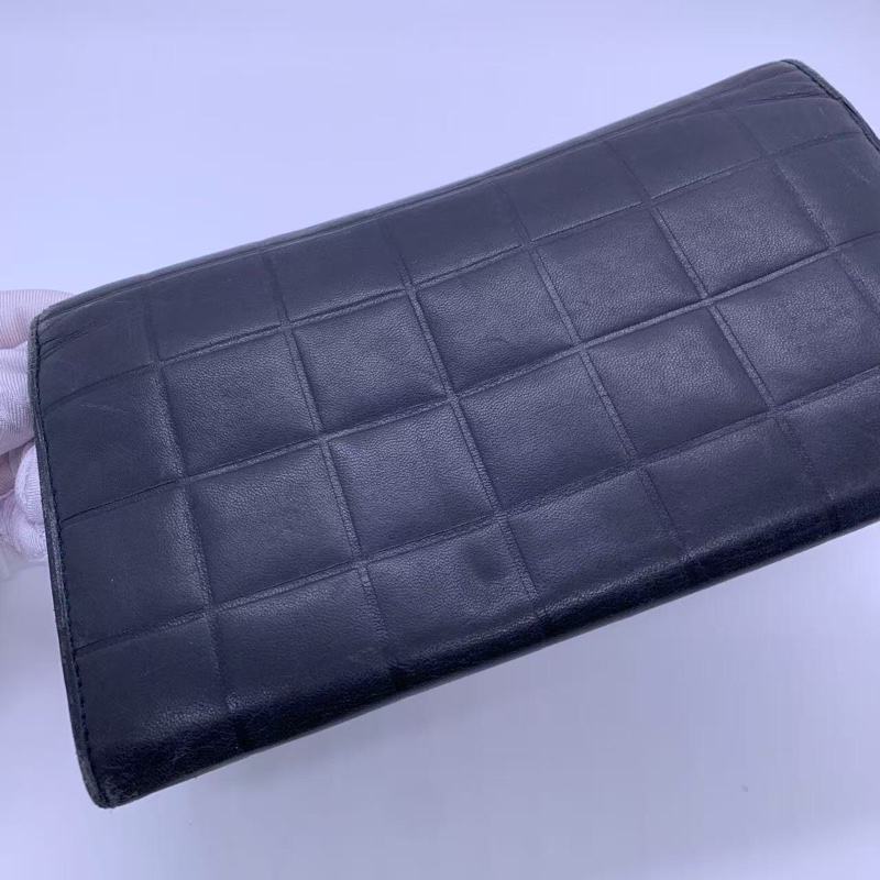 二手 Chanel 錢包，磨損如圖-3