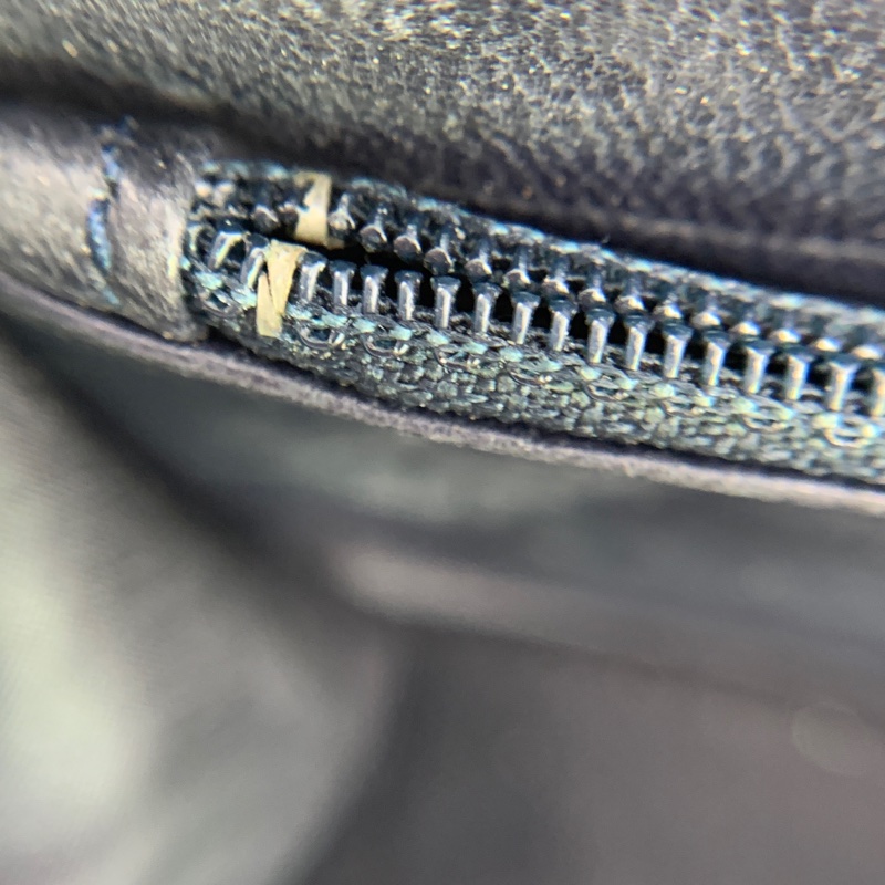 二手 Chanel 錢包，磨損如圖-17