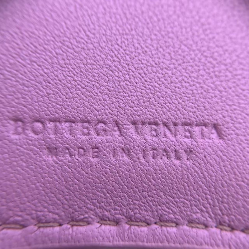 二手 bv 短款粉色錢包，配件盒子，成色如圖-11