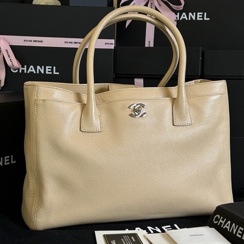 香奈兒/Chanel 米色銀扣cerf托特包 卡標全有內袋 13開 35cm×24cm
