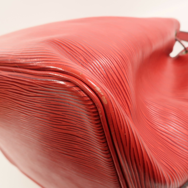 LOUIS VUITTON Epi Petit Noe肩背袋紅色-12