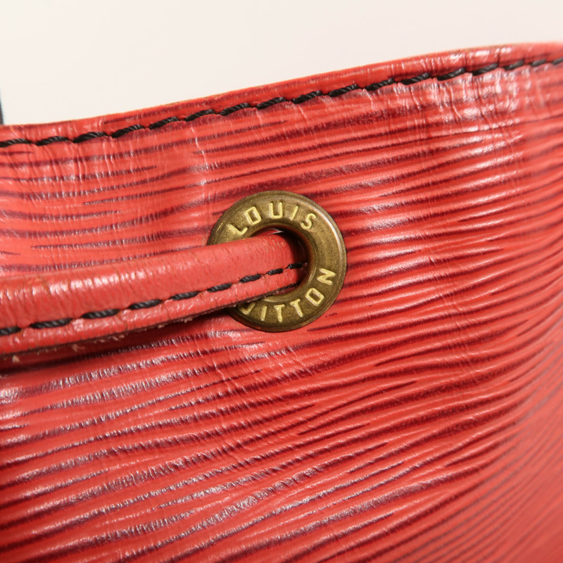 LOUIS VUITTON Epi Petit Noe肩背袋紅色-16