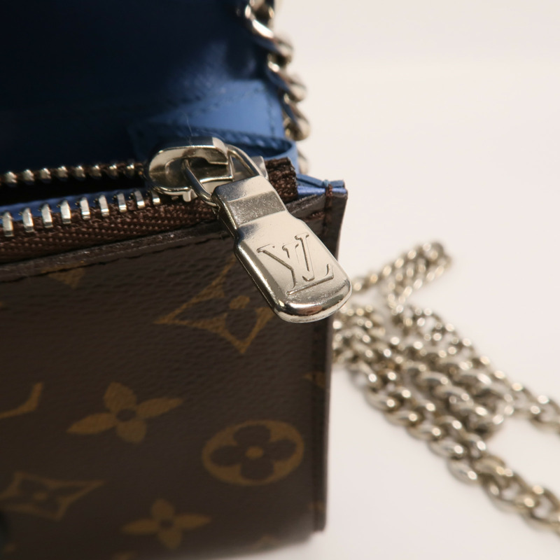 LOUIS VUITTON Monogram Tribal Mask Chain Wallet鏈帶肩背袋-15