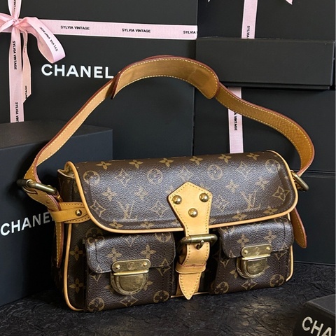 Louis Vuitton 路易威登 老花金扣單肩曼哈頓塞納河腋下單肩包 30cm×17cm