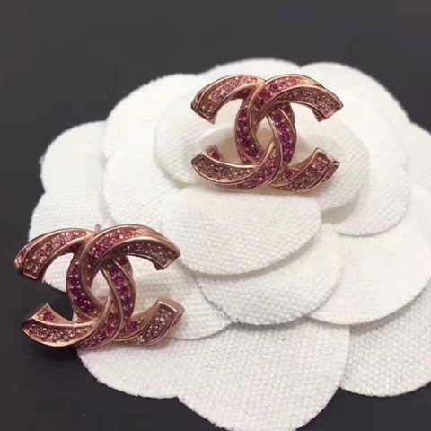CHANEL粉鑽玫瑰金扭轉雙C耳環