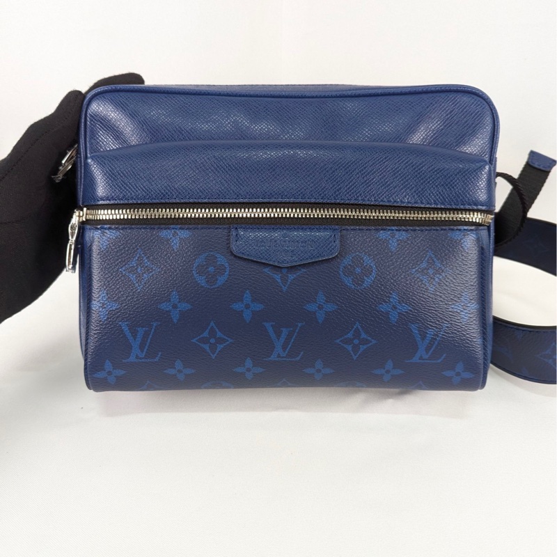 莉亞精品♡ LV 藍老花拼皮郵差包 二手-1