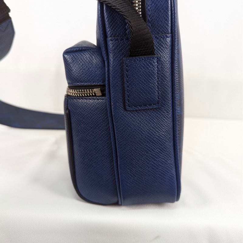 莉亞精品♡ LV 藍老花拼皮郵差包 二手-9