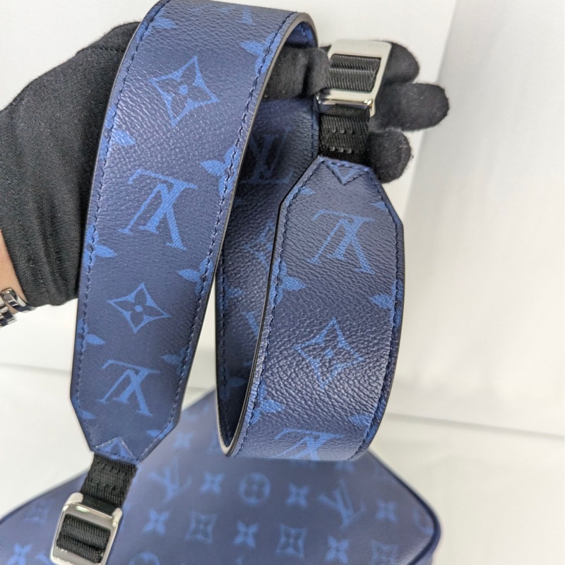 莉亞精品♡ LV 藍老花拼皮郵差包 二手-10