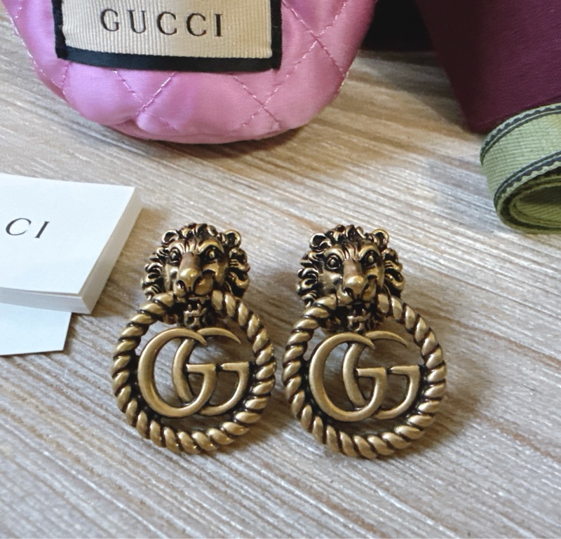 GUCCI 仿舊 古銅金色 經典GG獅頭 夾式耳環. 沒有耳洞的福音-1