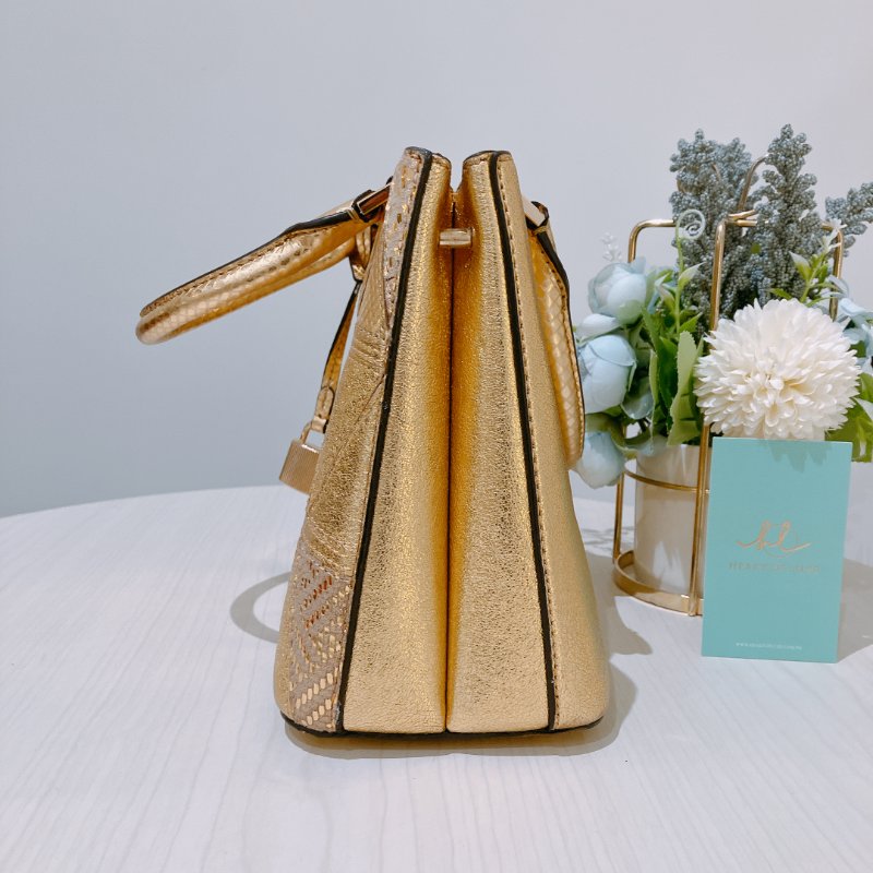 TK2007	Michael Kors Handbag 24cm Gold X GHW Leather With Lock Charm-2