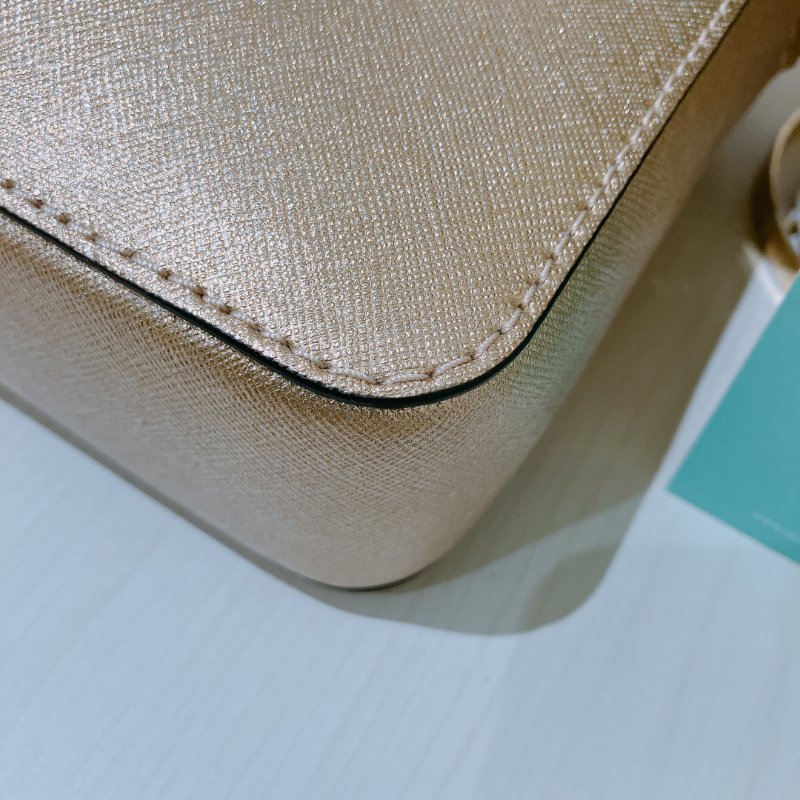 TK2008	Michael Kors Shoulder Bag Gold X GHW Leather-6