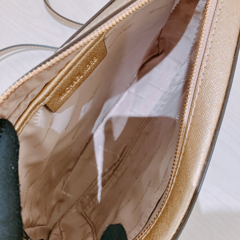 TK2008	Michael Kors Shoulder Bag Gold X GHW Leather-24