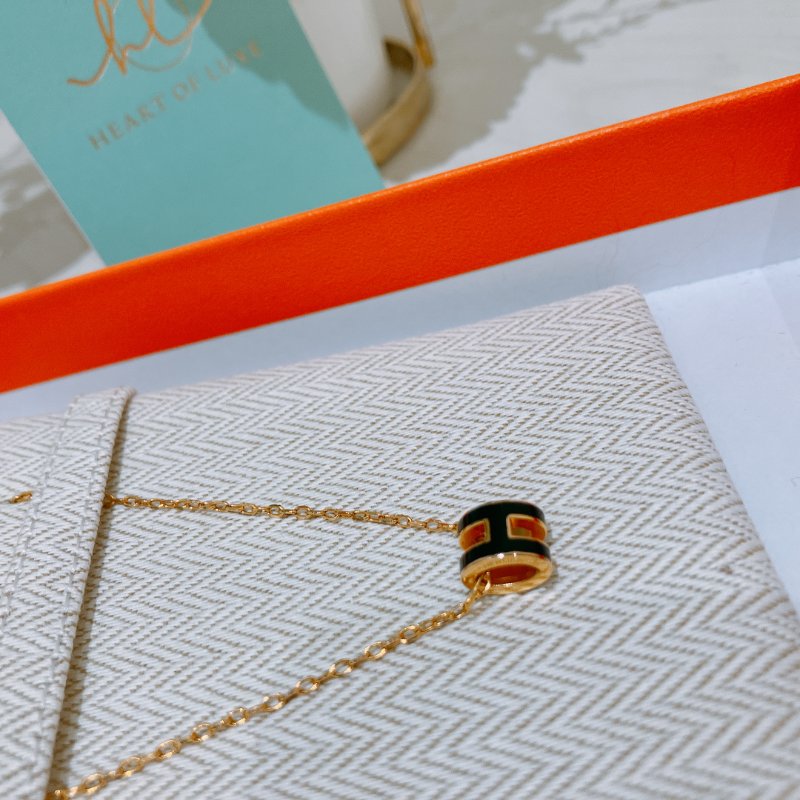 TK2012	Hermes 愛馬仕迷你H字項鍊 Mini Pop H Necklace Noir X GHW-7