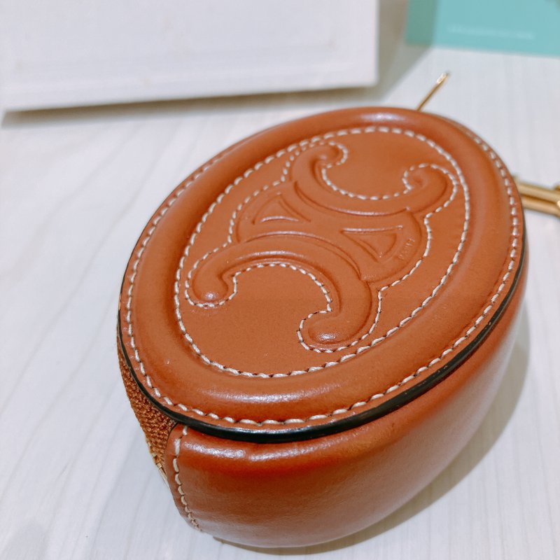 TK2013	Celine 思琳迷你零錢包吊飾 Coin Purse Leather Brown X GHW-17