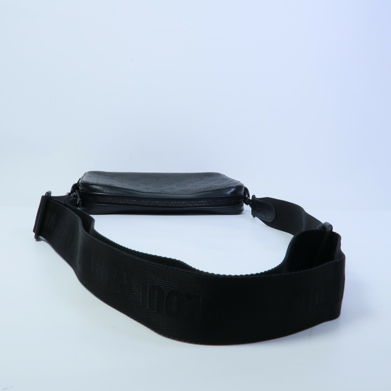 LOUIS VUITTON Monogam Shadow Dou Messenger Bag肩背袋-7