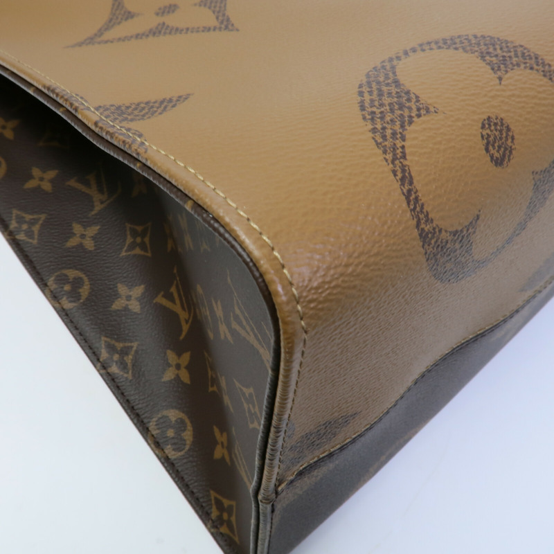 LOUIS VUITTON Monogram Giant OnTheGo GM手挽肩背兩用袋-9