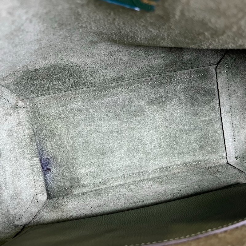 CELINE  橄欖綠鯰魚肩背包 MICRO-6