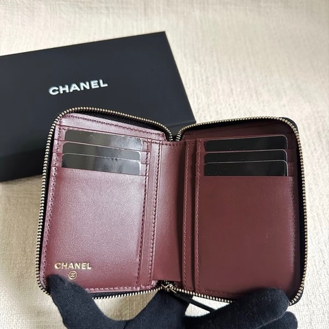 Chanel黑金荔枝牛皮對開短夾AP4652