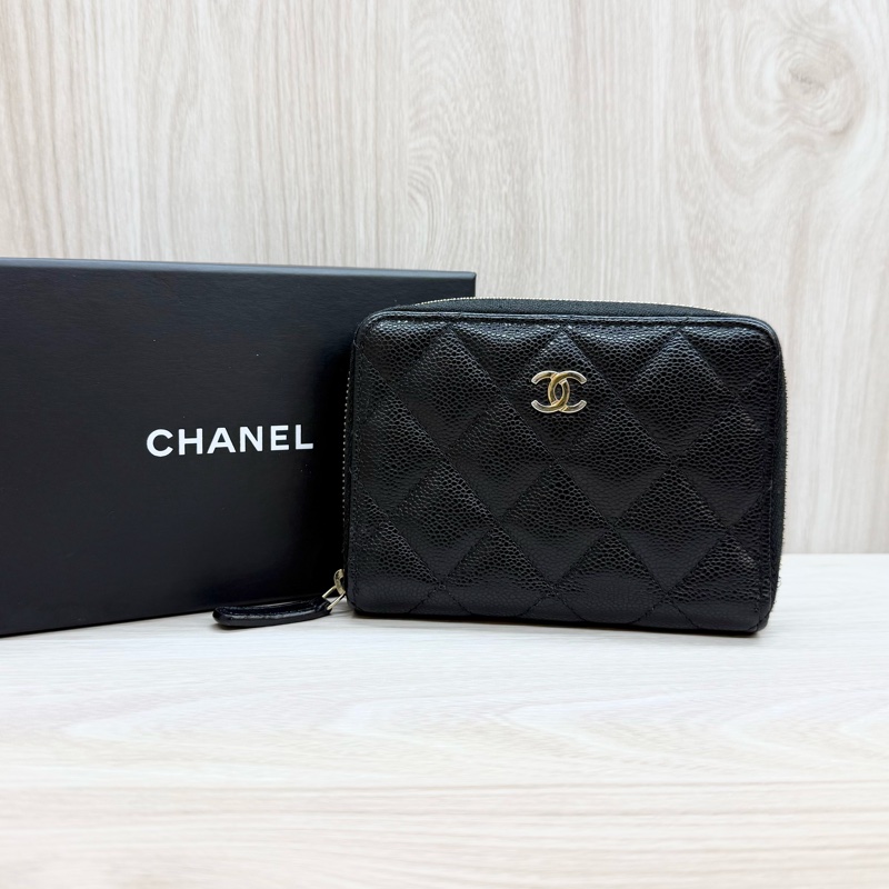 Chanel黑金荔枝牛皮對開短夾AP4652-1