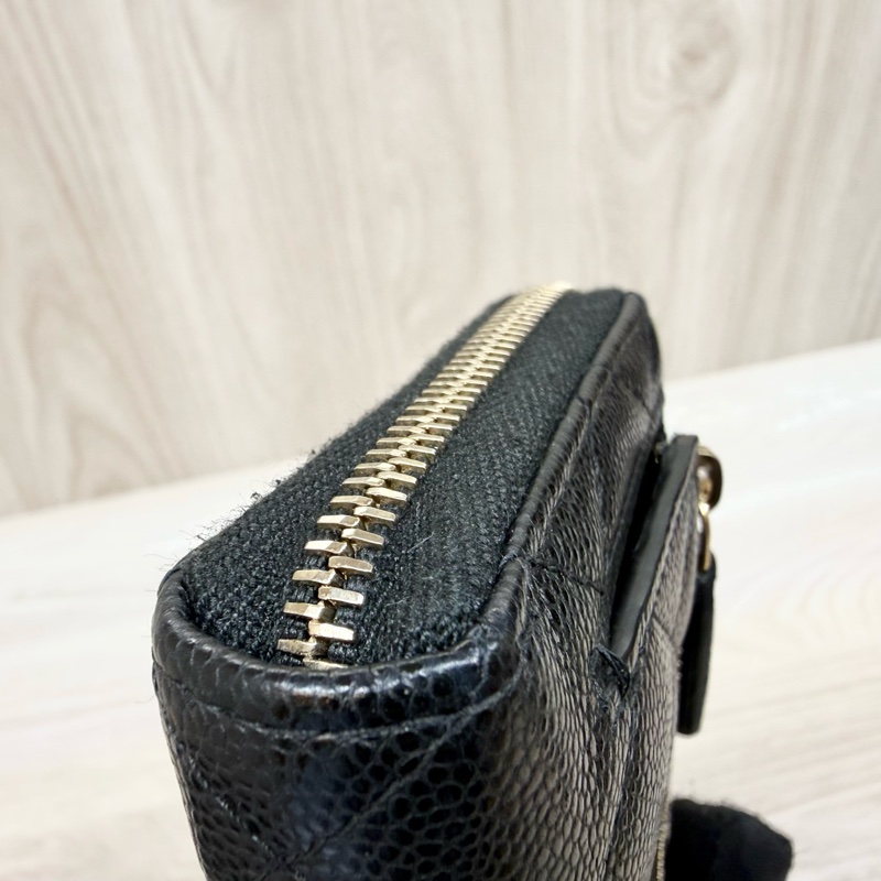 Chanel黑金荔枝牛皮對開短夾AP4652-14