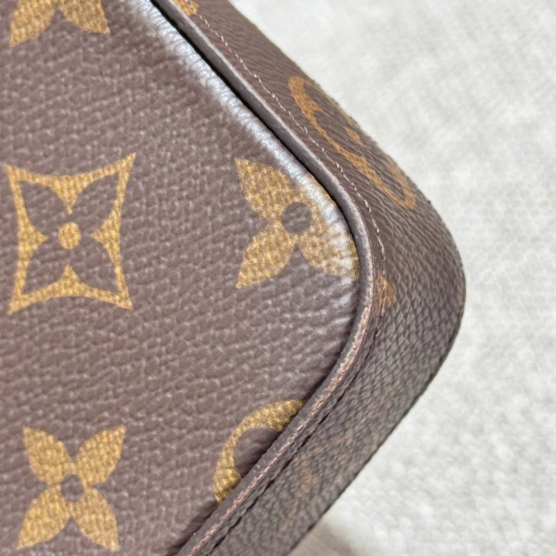 LV 帆布老花三合一 WOC  晶片款-13