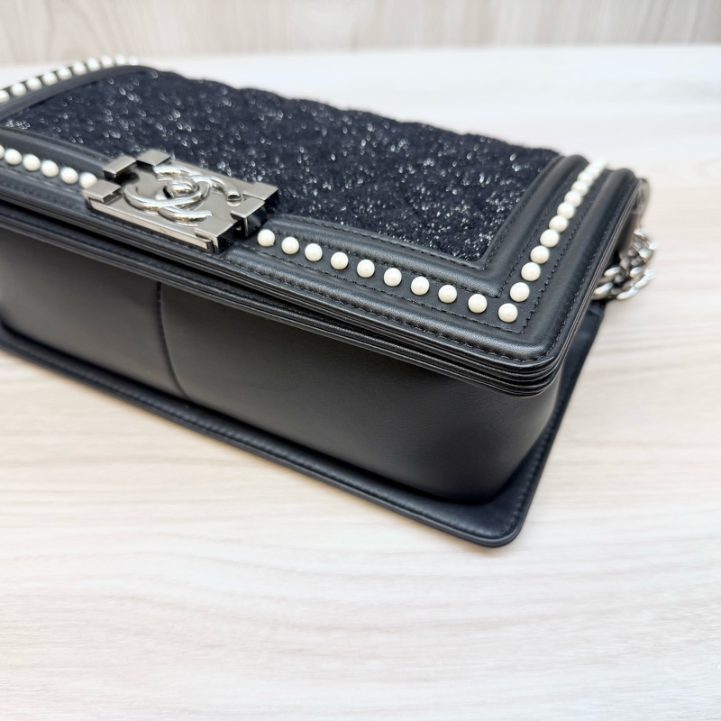 CHANEL銀河黑珍珠飾邊銀釦BOY25-10