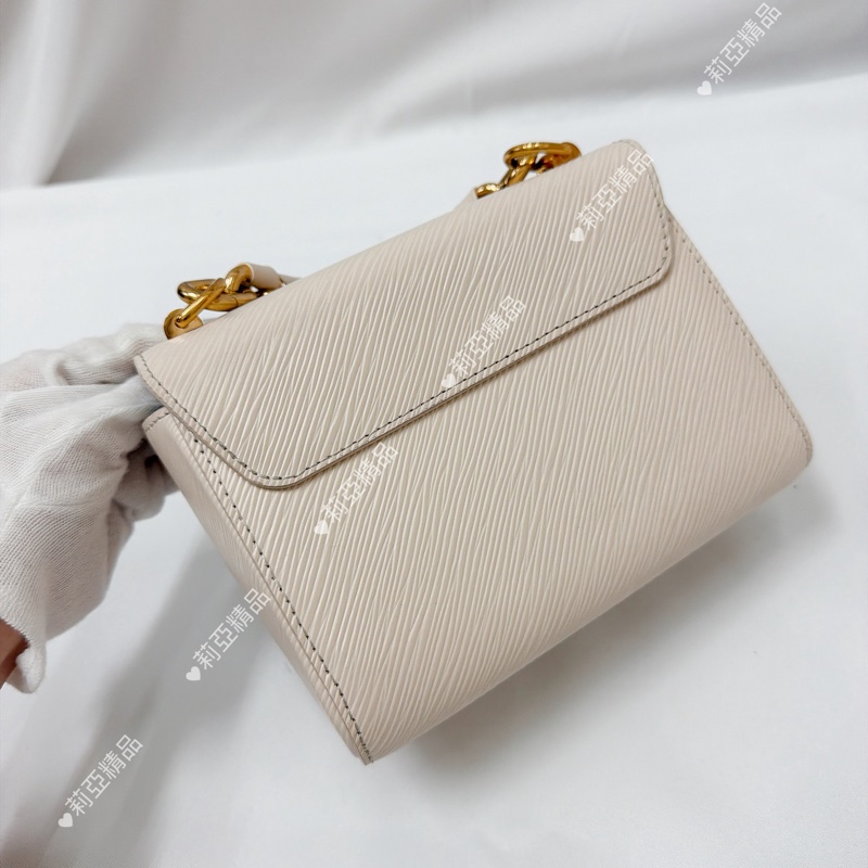 莉亞精品♡ Lv Twist Pm白金 二手美包-3