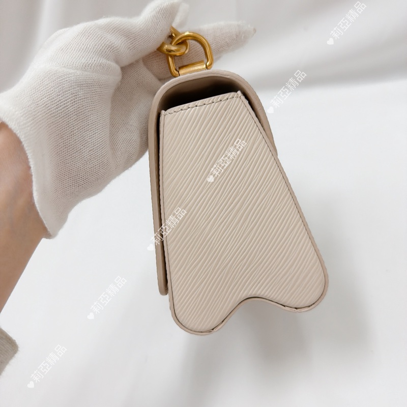 莉亞精品♡ Lv Twist Pm白金 二手美包-6