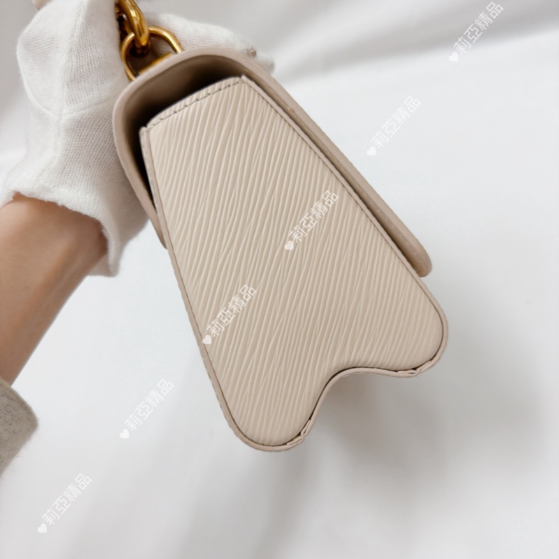 莉亞精品♡ Lv Twist Pm白金 二手美包-7