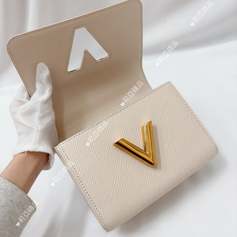 莉亞精品♡ Lv Twist Pm白金 二手美包-12