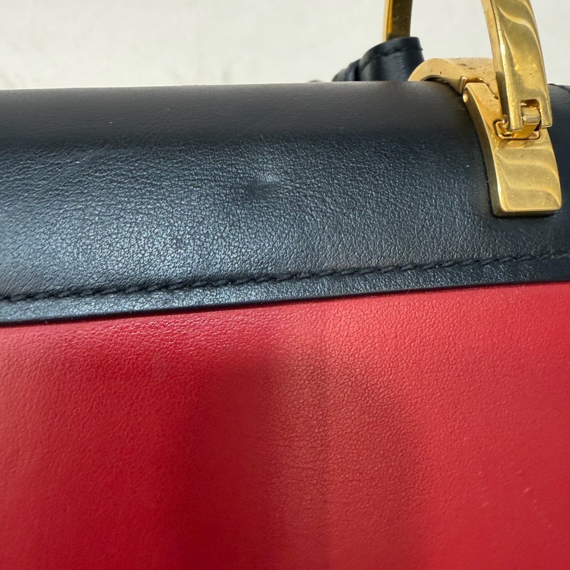 PRADA 1BD039 紅皮 黑皮 拼接 金釦 馬鞍包 斜背包-10