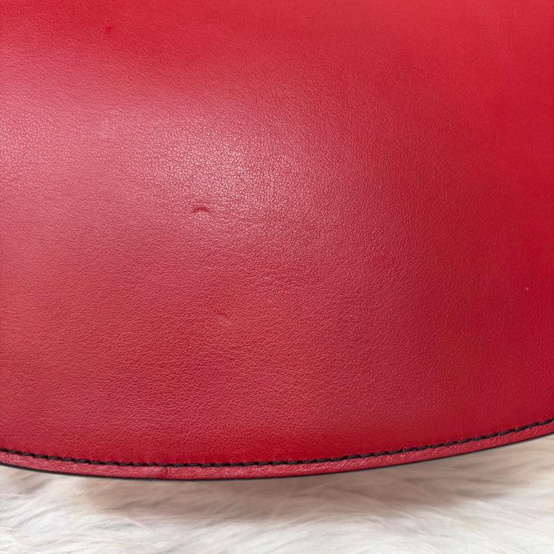 PRADA 1BD039 紅皮 黑皮 拼接 金釦 馬鞍包 斜背包-22