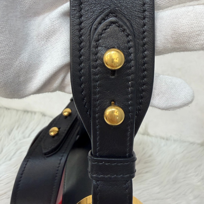 PRADA 1BD039 紅皮 黑皮 拼接 金釦 馬鞍包 斜背包-41