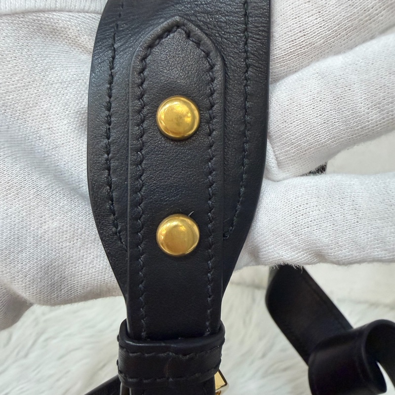 PRADA 1BD039 紅皮 黑皮 拼接 金釦 馬鞍包 斜背包-42