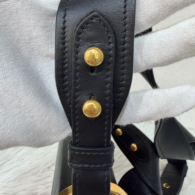 PRADA 1BD039 紅皮 黑皮 拼接 金釦 馬鞍包 斜背包-43