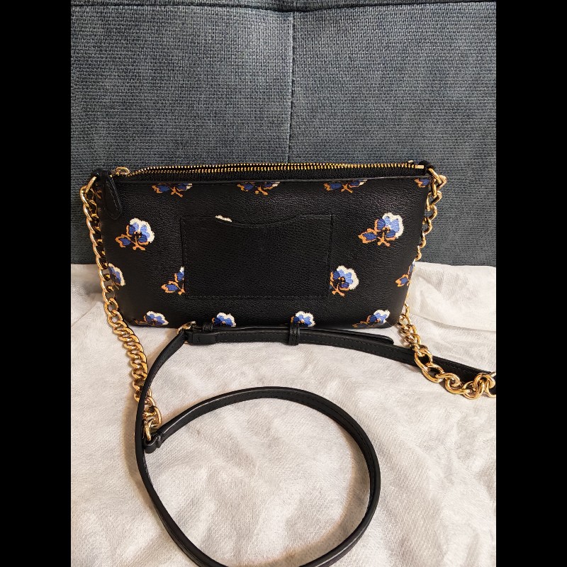 Coach Quinn Bramble Rose Crossbody-1