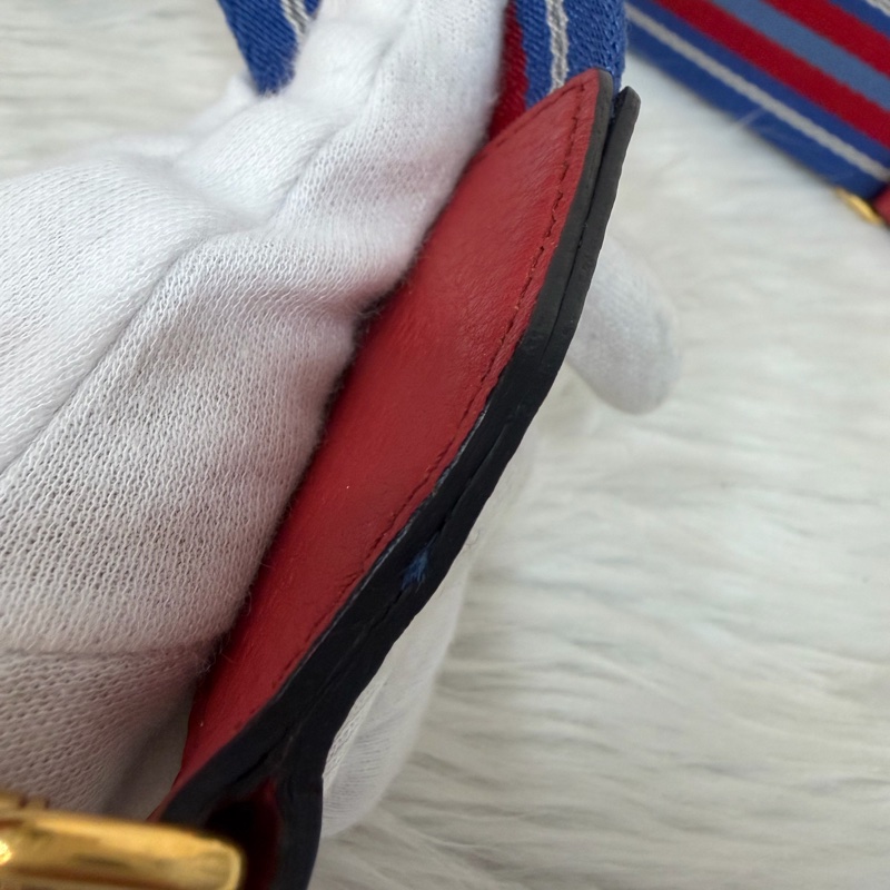 PRADA 1BE018 紅皮 荔枝紋 金釦 手提包 斜背包 水桶包-70