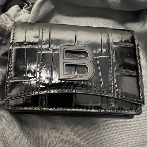 🇮🇹義大利購入｜Balenciaga HOURGLASS迷你鱷魚壓紋短夾｜現貨