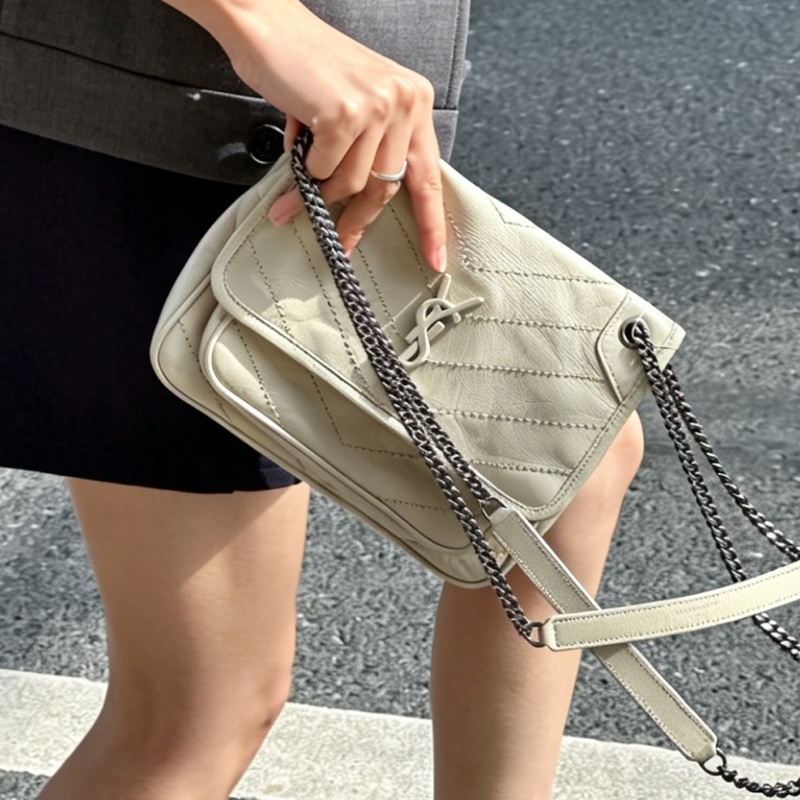 SAINT LAURENT YSL聖羅蘭奶油白小號NiKi D扣🥚🥚-9