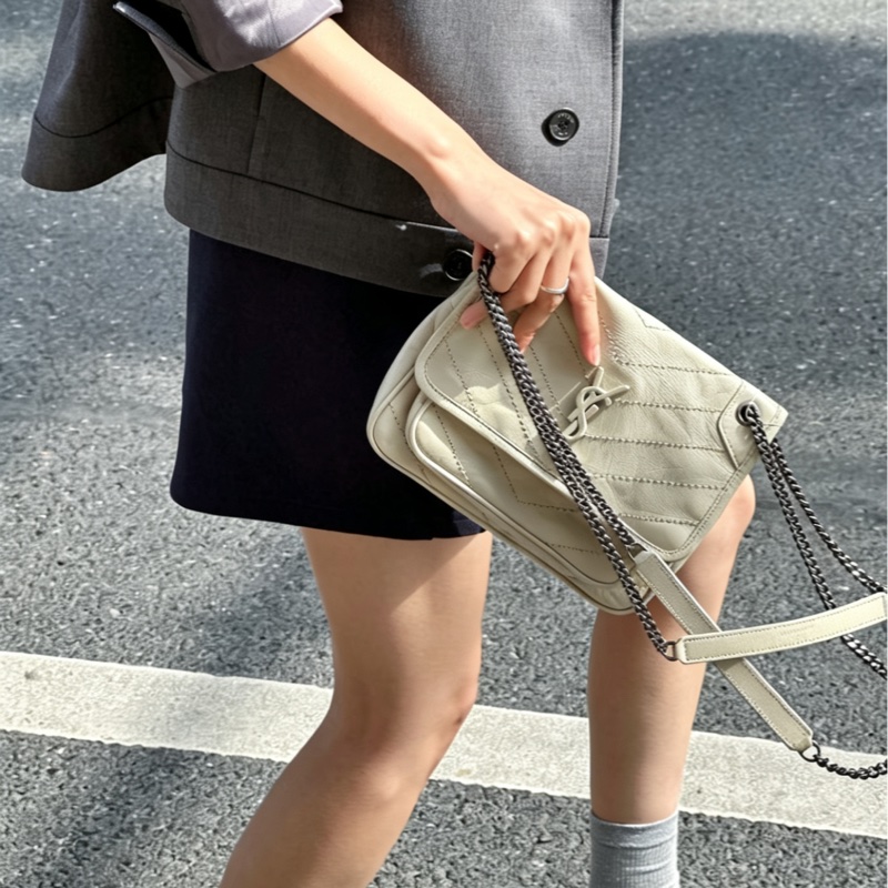 SAINT LAURENT YSL聖羅蘭奶油白小號NiKi D扣🥚🥚-38